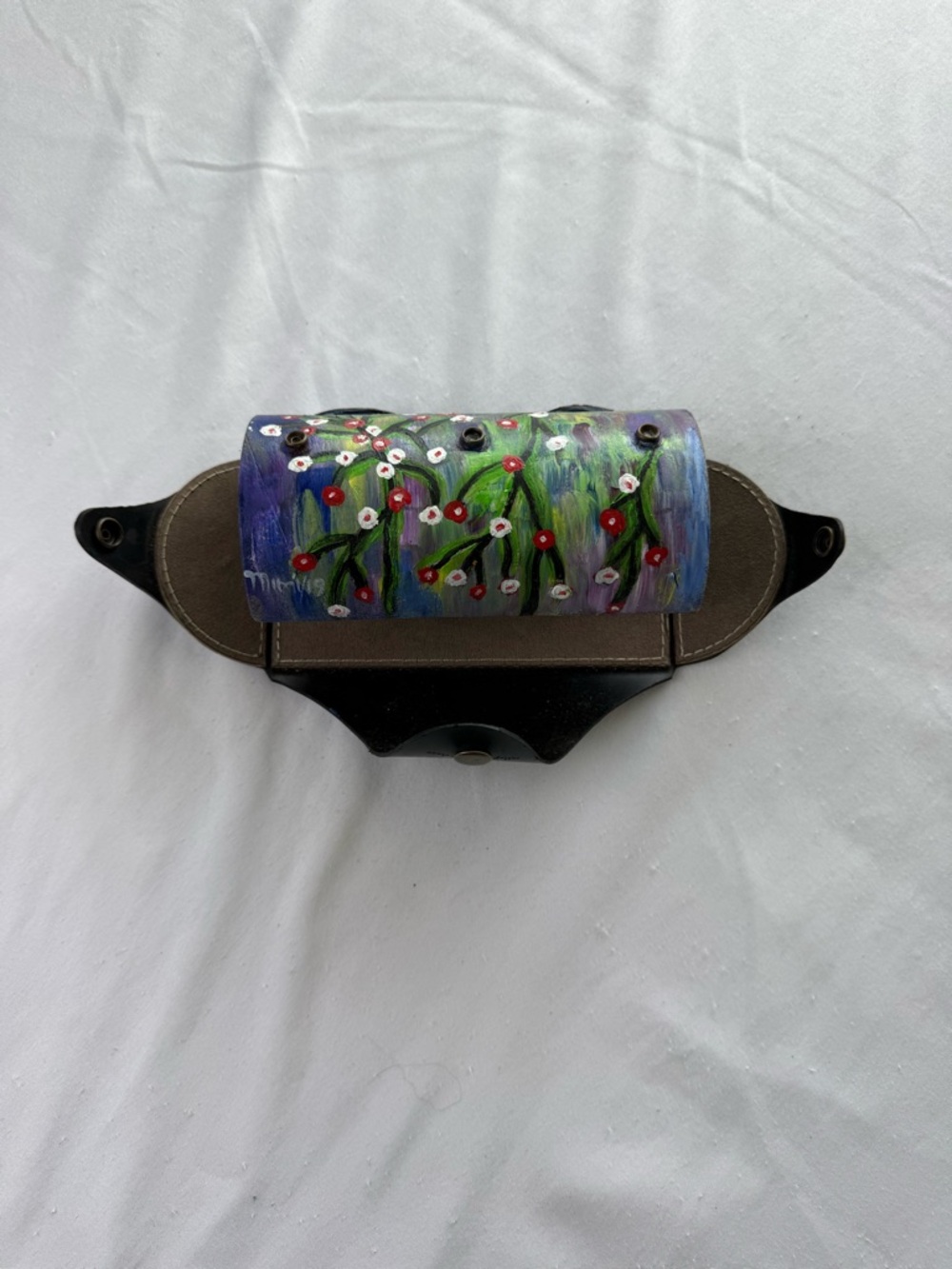 Maguaco Wooden Eyewear Hand-Painted Leather Hard Eye/Sunglass Case Multicolor